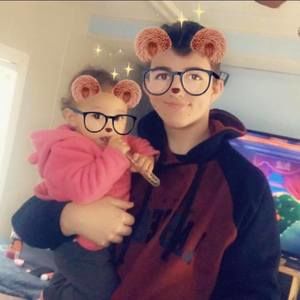 Meet your Posher, Henry